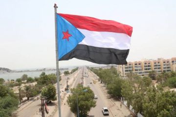 قادة أسود يناضلون من الميدان.. دماء الشهيد الأغبري تجسد الملحمة الوطنية الجنوبية ضد الحوثيين قادة أسود يناضلون من الميدان.. دماء الشهيد الأغبري تجسد الملحمة الوطنية الجنوبية ضد الحوثيين
