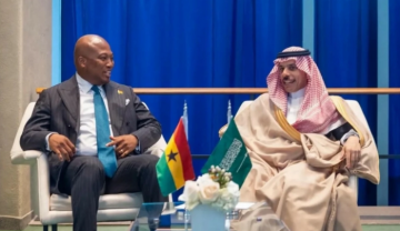 وزير الخارجية السعودي يلتقي نظيره الغاني في نيويورك وزير الخارجية السعودي يلتقي نظيره الغاني في نيويورك