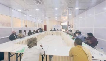 بدء دورة تدريبية في الغيضة لتعزيز قدرات النحالين واستخدام التقانات الحديثة بدء دورة تدريبية في الغيضة لتعزيز قدرات النحالين واستخدام التقانات الحديثة
