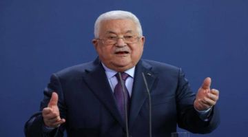 السلطة الفلسطينية ترفض قرار واشنطن منع الرئيس عباس من حضور اجتماعات الأمم المتحدة السلطة الفلسطينية ترفض قرار واشنطن منع الرئيس عباس من حضور اجتماعات الأمم المتحدة