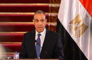 عبدالعاطي يبحث مع وزير خارجية بوركينا فاسو مكافحة الإرهاب عبدالعاطي يبحث مع وزير خارجية بوركينا فاسو مكافحة الإرهاب