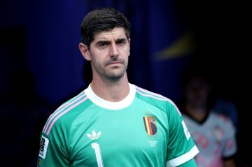 كورتوا يعلق مسيرته مع المنتخب البلجيكي موقتا
