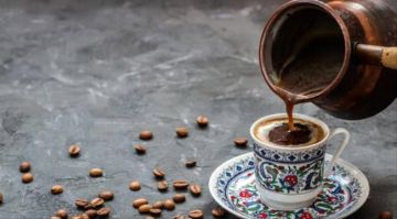 5 أطعمة يفضل تجنب تناولها مع القهوة 5 أطعمة يفضل تجنب تناولها مع القهوة
