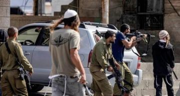 مستوطنون يهاجمون منازل في ياسوف شرق سلفيت مستوطنون يهاجمون منازل في ياسوف شرق سلفيت