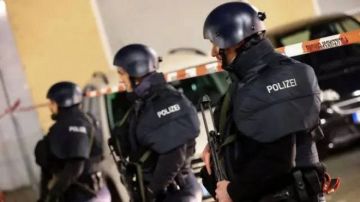 الشرطة الألمانية تعث على منصات إطلاق صواريخ الشرطة الألمانية تعث على منصات إطلاق صواريخ