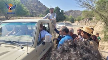 محافظ حجة يطلع على أوضاع الأراضي الزراعية في وشحة محافظ حجة يطلع على أوضاع الأراضي الزراعية في وشحة