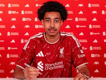 ليفربول الإنجليزي يعلن ضم الفرنسي دجيليان نجيسان ليفربول الإنجليزي يعلن ضم الفرنسي دجيليان نجيسان
