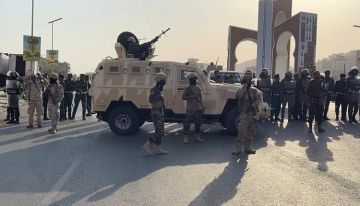 هيومن رايتس فاونديشن تدين قمع مسيرة سلمية في المكلا وإطلاق النار على المشاركين هيومن رايتس فاونديشن تدين قمع مسيرة سلمية في المكلا وإطلاق النار على المشاركين