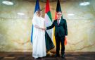 عبدالله بن زايد يبحث مع وزير الخارجية الألماني تعزيز الشراكة الاستراتيجية