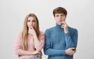 كيف تفهم الفتيات صمت الشباب؟