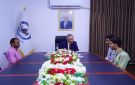 وزير الشؤون الاجتماعية يكرم الطالب الكفيف ماجد نجيب ويشيد بدور جمعية المكفوفين بلحج