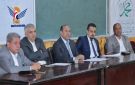 مناقشة تعزيز التعاون بين مستشفى الكويت وكلية الطب بجامعة صنعاء