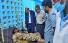 عقب التفجير الإرهابي بعتق.. الوكيل الدغاري يتفقد جرحى درع الوطن ويتوعد بملاحقة الجناة