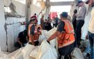 الدفاع المدني: انتشال رفات 14 شهيدا من تحت أنقاض عمارة التاج بمدينة غزة