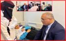 بلمسة أبوية حانية.. وزير التربية (العبادي) يزور الطلاب الأيتام بمدرسة (مسلم هنز) للمستشفى عقب حادث سير أليم بعدن