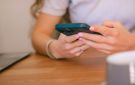 دراسة علمية تبحث العلاقة بين استخدام الهاتف المحمول أثناء الحمل وصحة الجنين