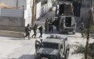 العدو الإسرائيلي يعتقل 7 فلسطينيين من القدس وجنين ويبعد آخرين عن الأقصى 