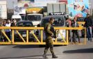العدو الصهيوني يواصل إغلاق مداخل رام الله ويقتحم بلدات في الضفة