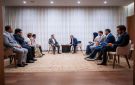 وزير الخارجية الإماراتي يلتقي رئيس وزراء بنجلاديش في نيويورك - ye
