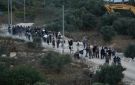 مستوطنون يهاجمون منزل فلسطيني شرق أم صفا شمال رام الله وآخرون يعتدون على شبان من بيتا جنوب نابلس