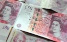 بريطانيا تطرح سندات لأجل 10 سنوات بقيمة 4.25 مليار إسترليني