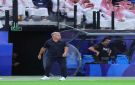 إشارة مسيئة تطرد مدرب نيوم في الدوري السعودي - ye